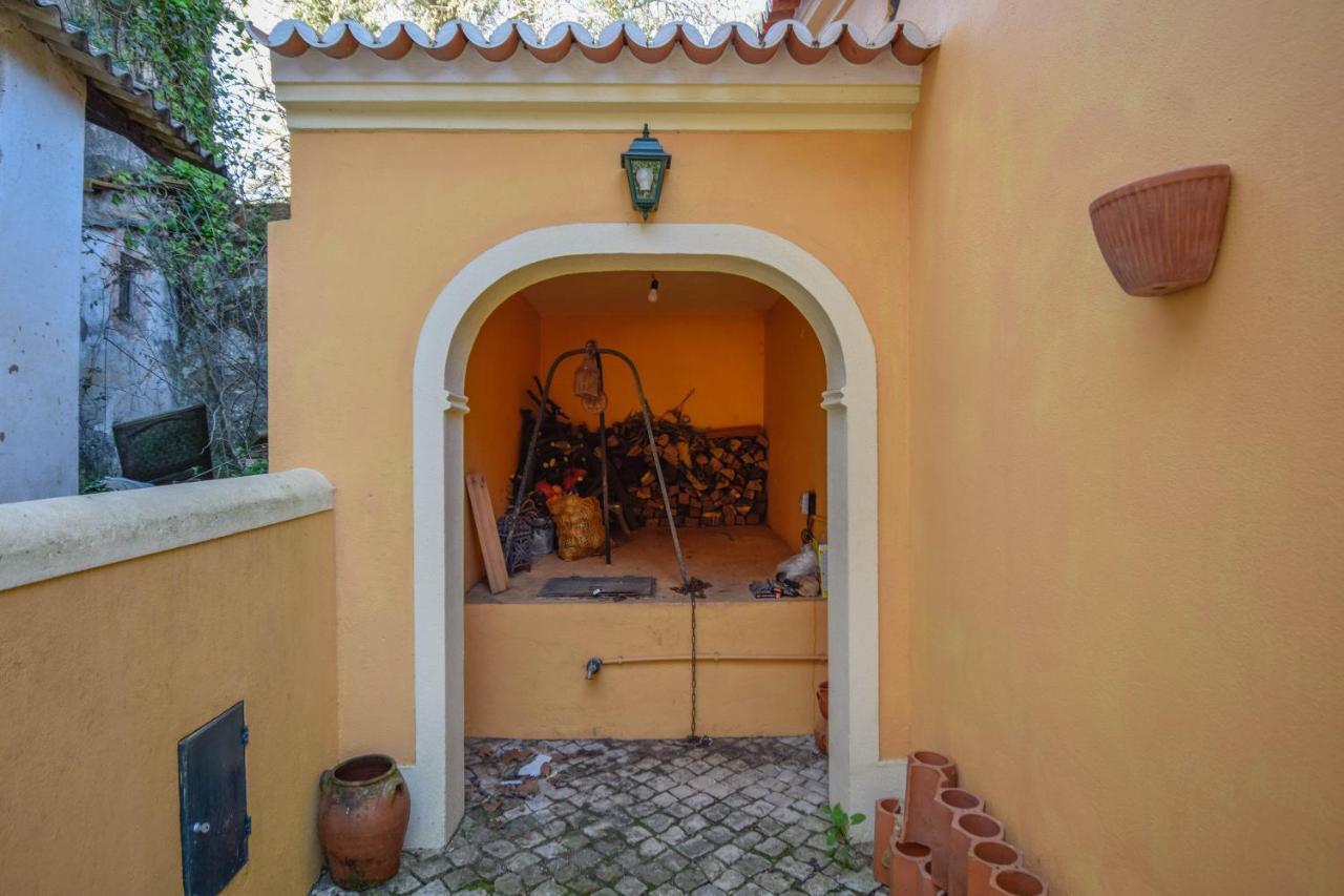 Вилла Casa Das Rosas Синтра Экстерьер фото
