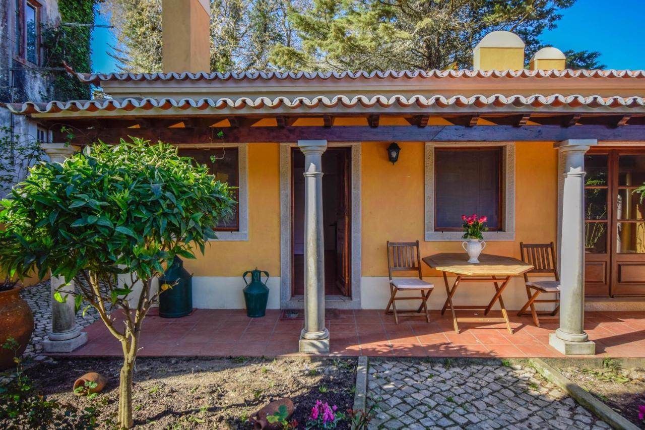 Вилла Casa Das Rosas Синтра Экстерьер фото