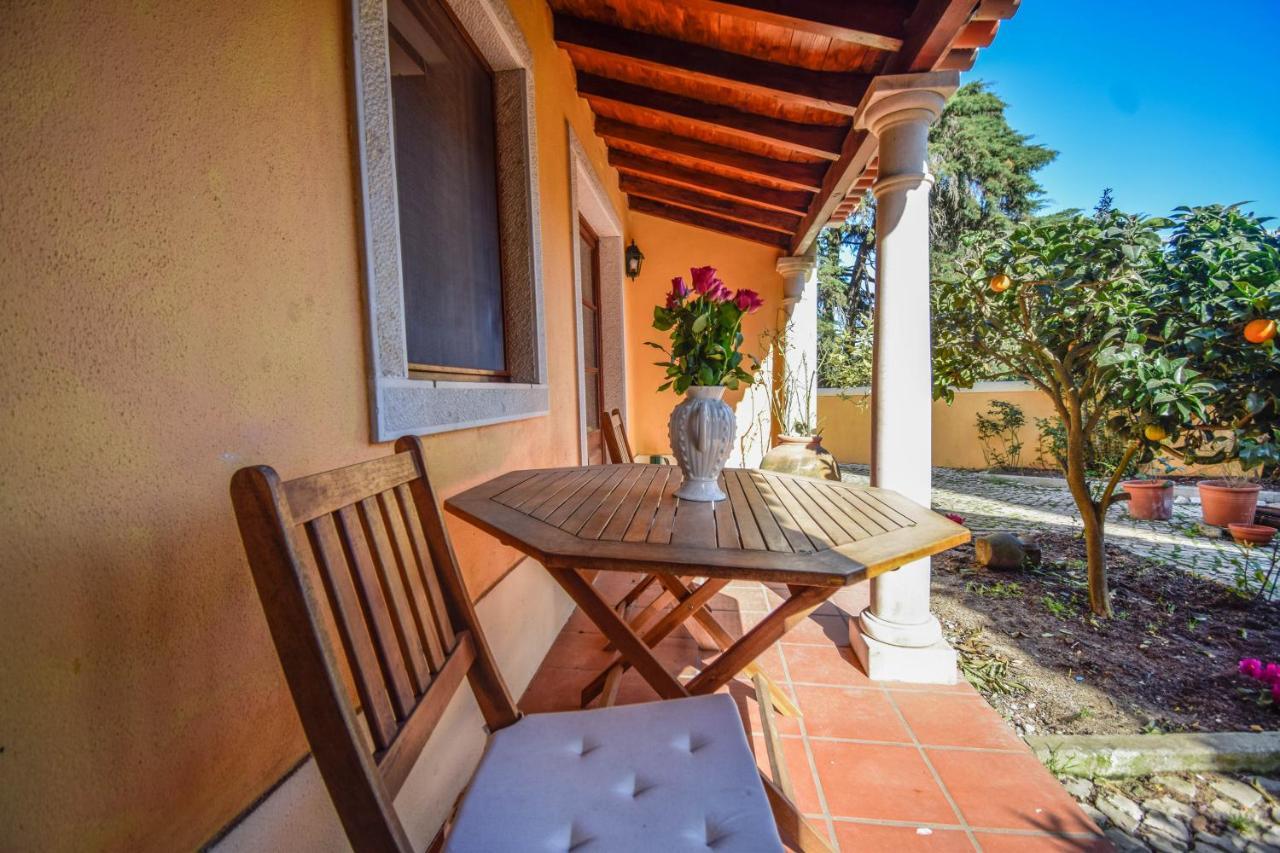 Вилла Casa Das Rosas Синтра Экстерьер фото