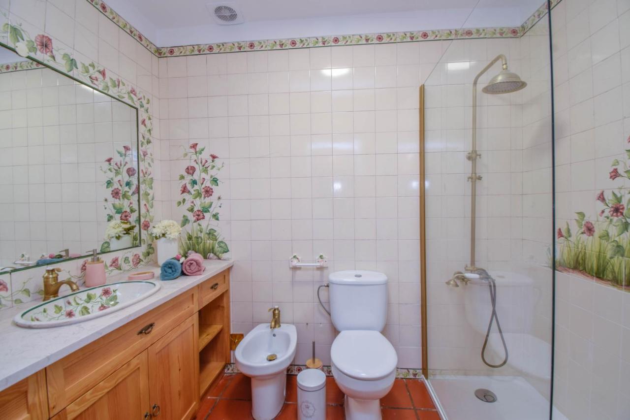 Вилла Casa Das Rosas Синтра Экстерьер фото